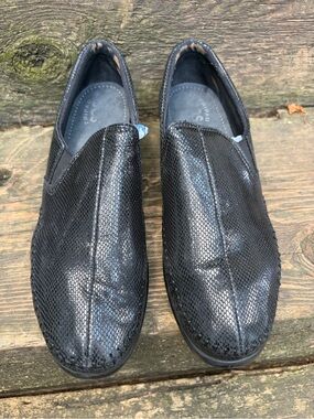 SAS Dream Black Snake Slip-On Textured Women's Loafers